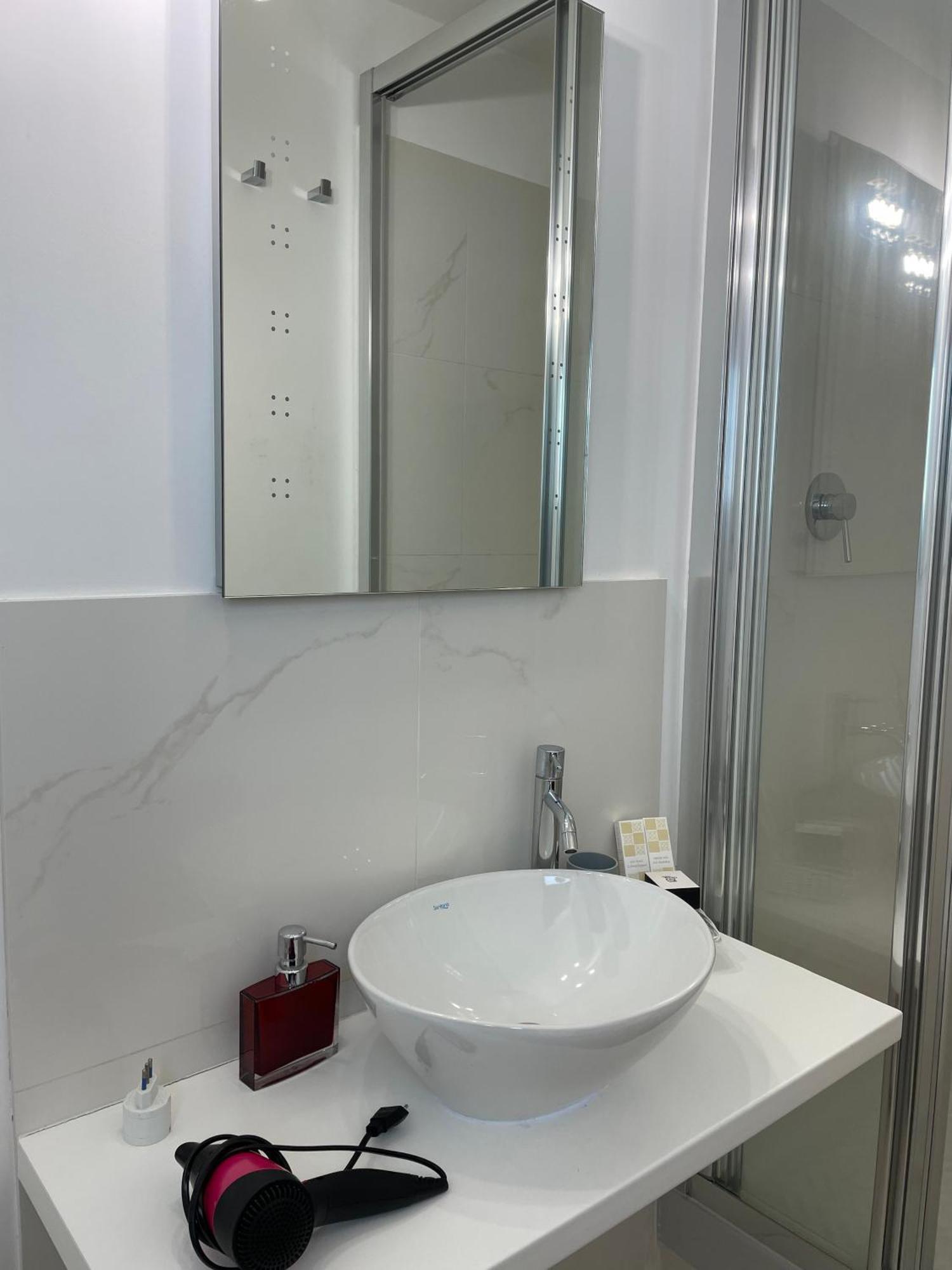 Seven Boutique Hotel Sestri Levante Phòng bức ảnh